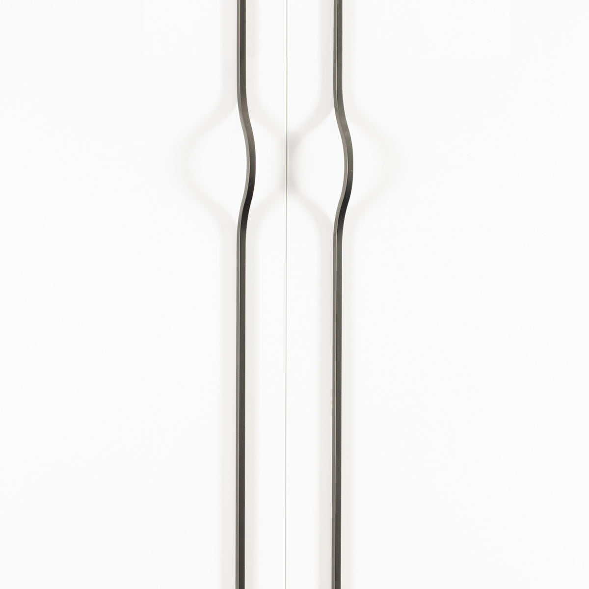 BRAVE BOW HANDLE 1120MM METALLIC GREY in Metallic Grey