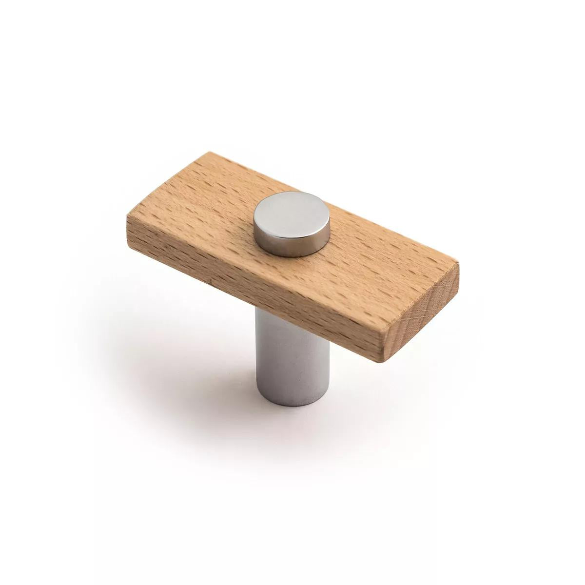 Madera Knob in Euro Beech/Satin Chrome