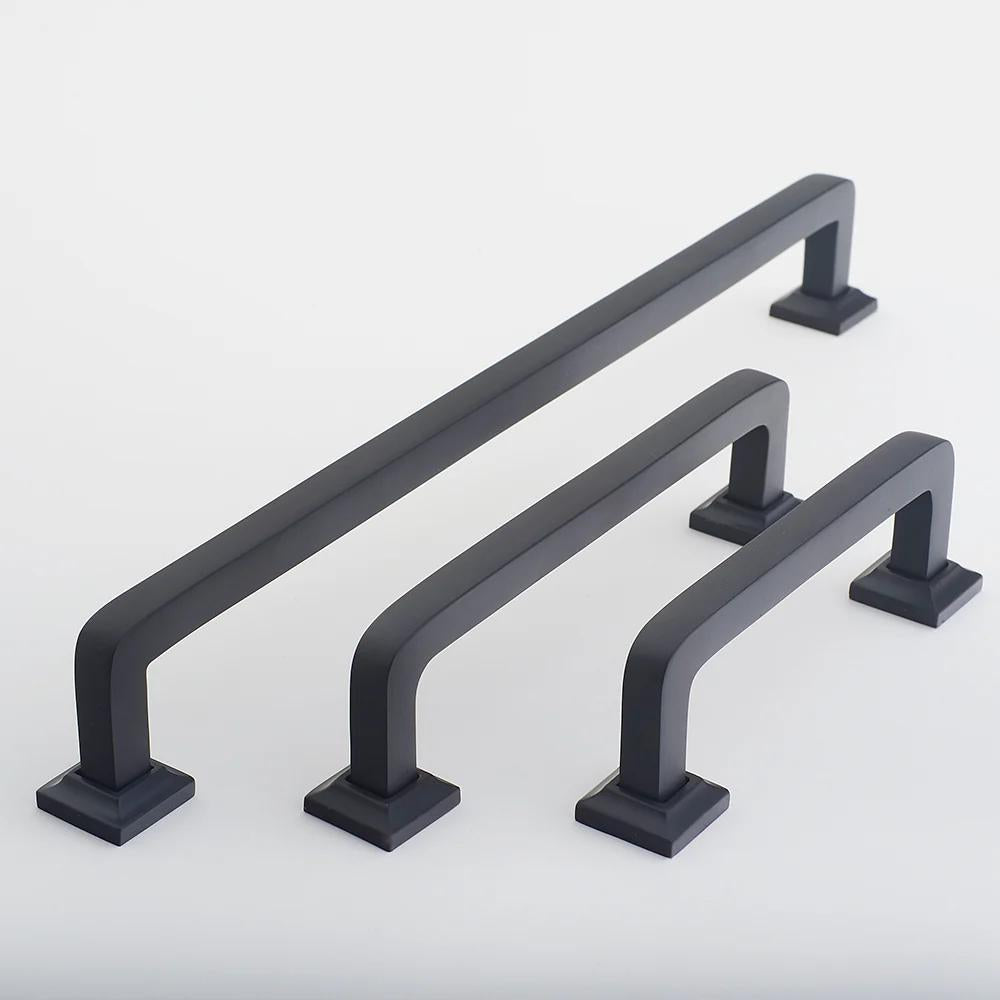 Bronte Handle - Blackest Black - 128mm in Blackest Black