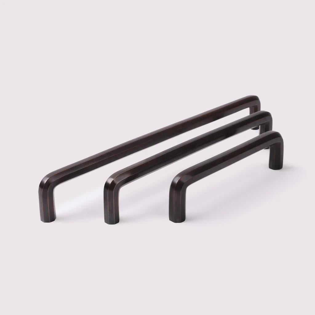 Henley Handle 128mm - Antique Bronze in Antique Bronze
