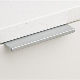 Edge Pull 32mm in Satin Chrome