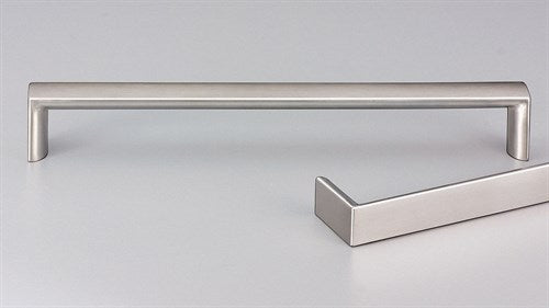 16.5mm Flat Top Cabinet Pull Handle 135mm with 128mm CTC in Satin Stainless