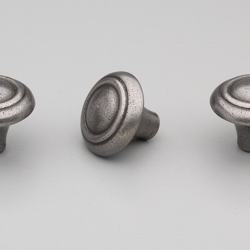 Winchester Knob 34mm in Cast Iron
