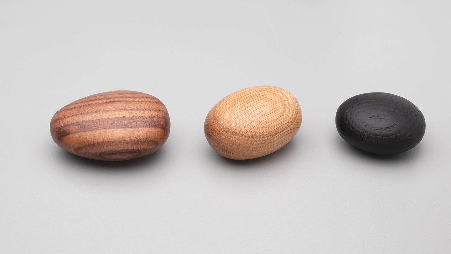 Pebble Large Black in Black Stain