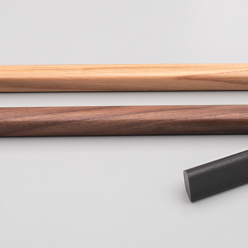Listo Handle 128 C to C 181 O/A Black Stain in Black Stain