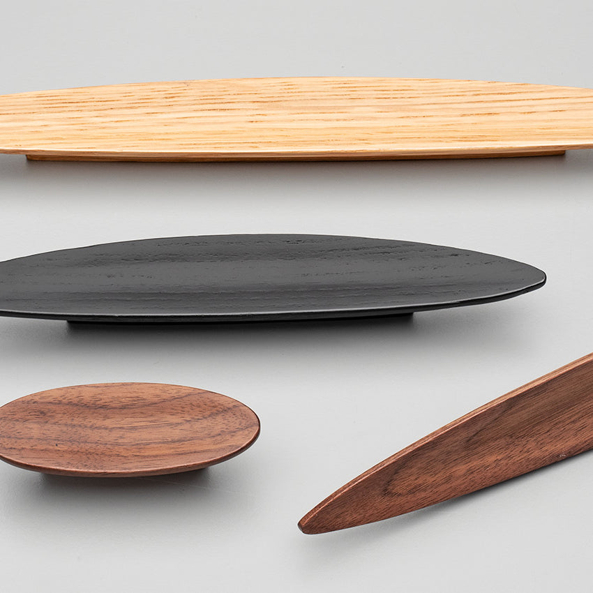 Husk Handle 128mm C to C 329 O/A Oak Lacquered in Oak
