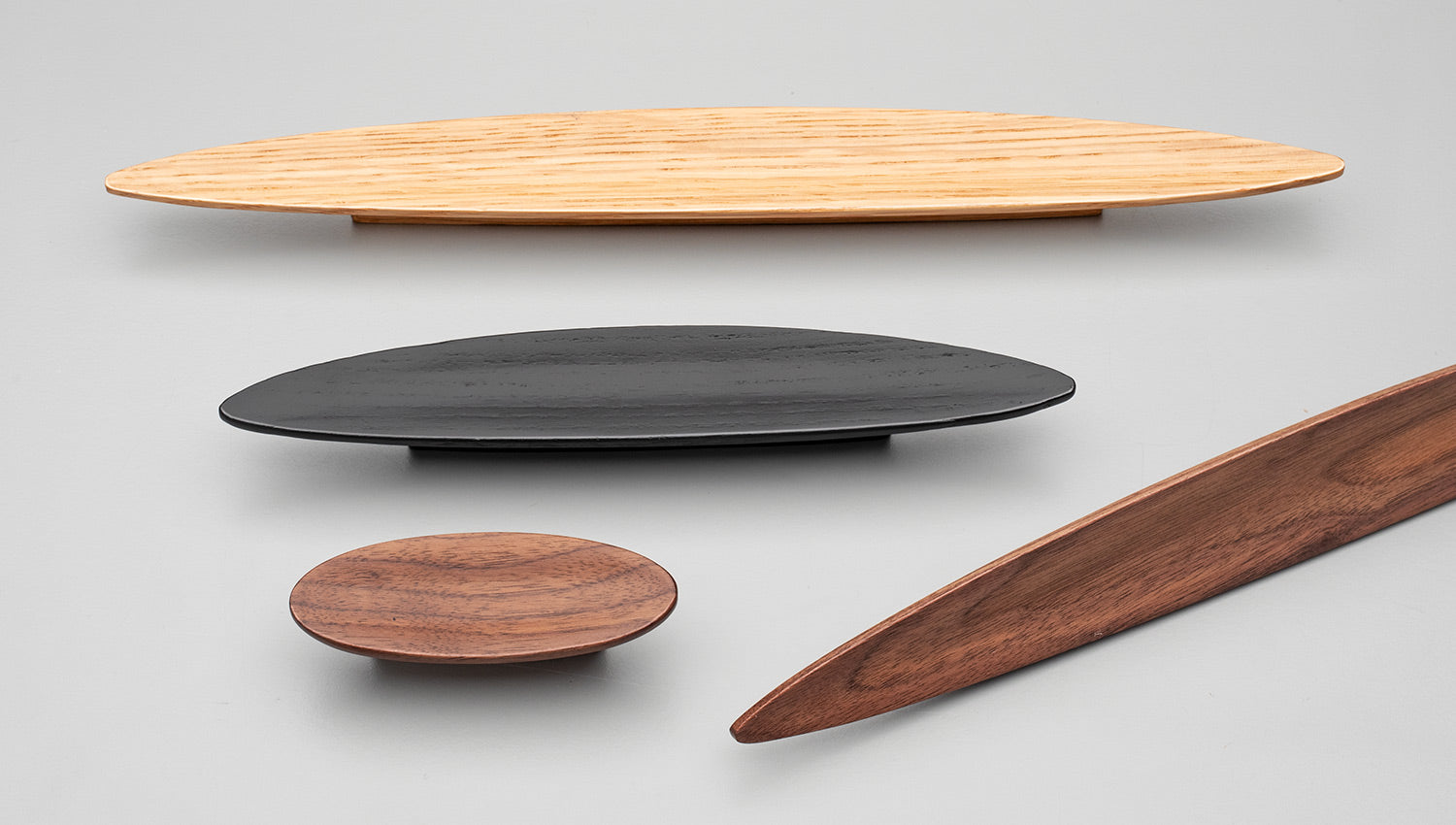 Husk Handle 128mm C to C 329 O/A Oak Lacquered in Oak