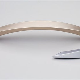 Melon Cabinet Pull Handle 128mm CTC in Satin Chrome