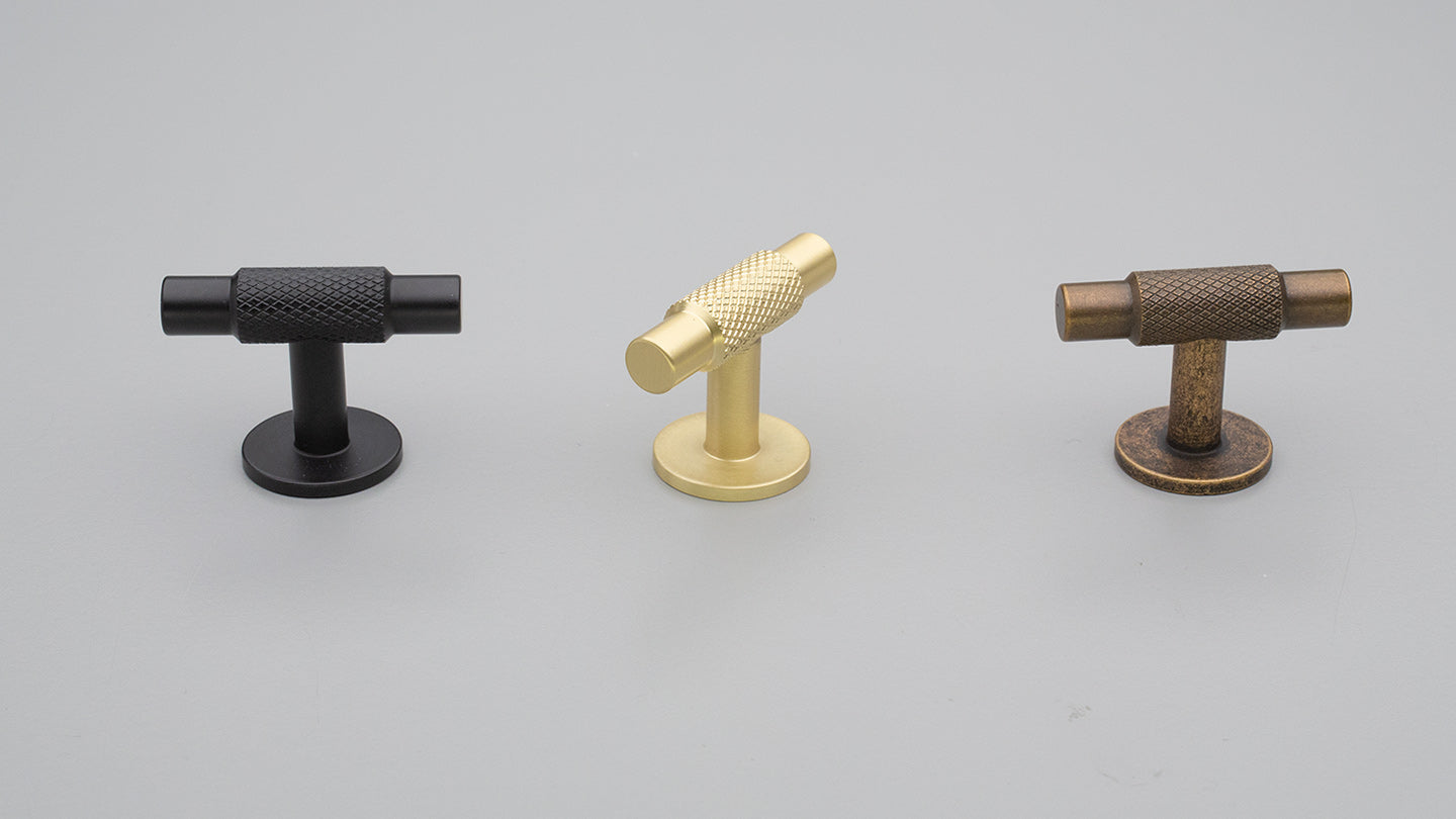 Herning T Handle Antique Bronze in Antique Bronze