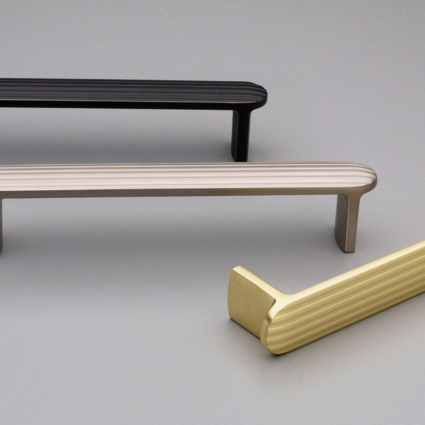 Reeded Handle 128mm C to C Brushed Gold in Brushed Gold