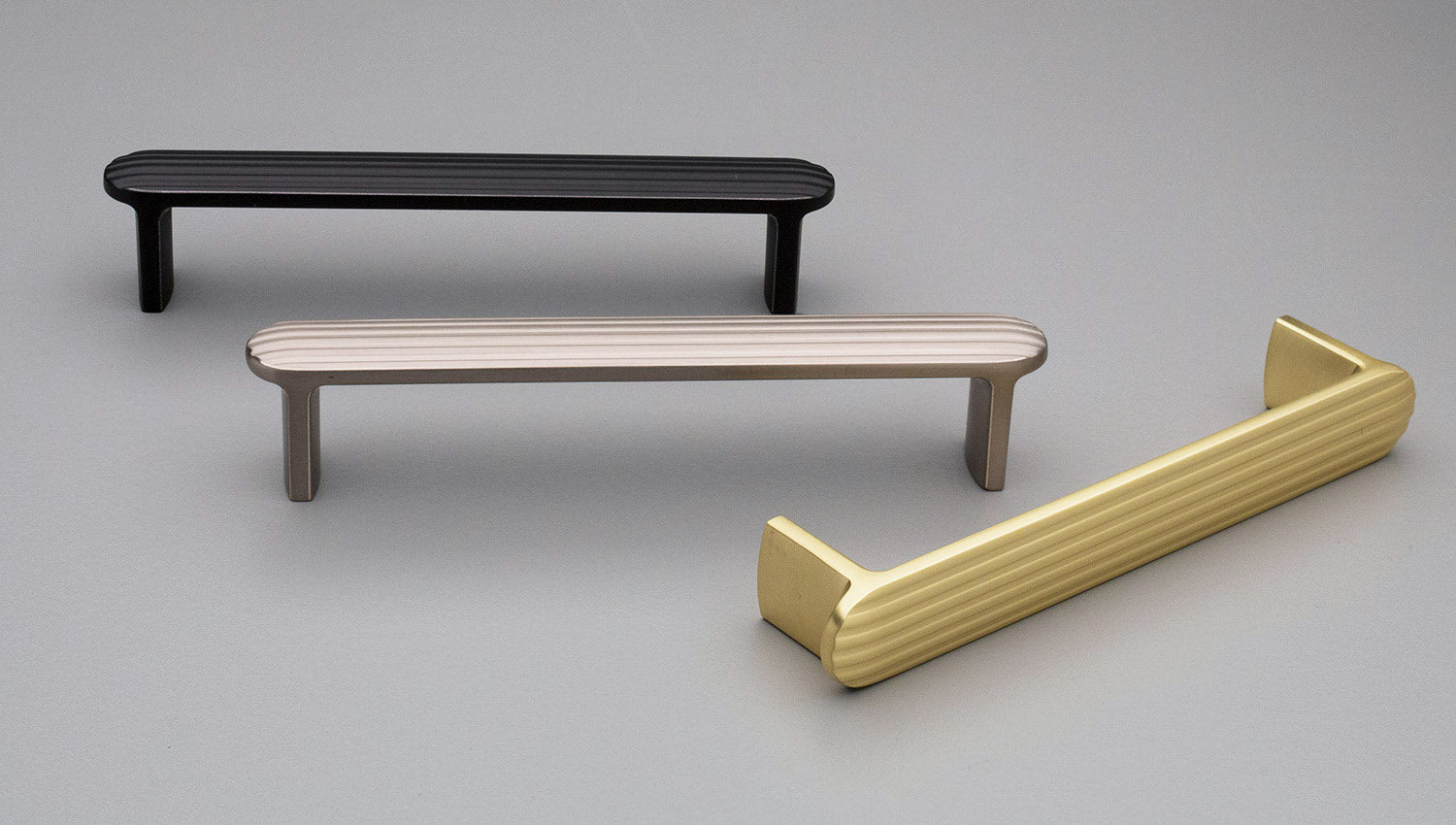 Reeded Handle 128mm C to C Brushed Gold in Brushed Gold