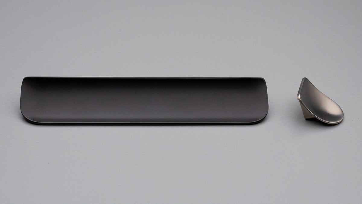 Ski Pull 160mm C to C 181mm O/A Black Paint Matt#7 in Matt Black