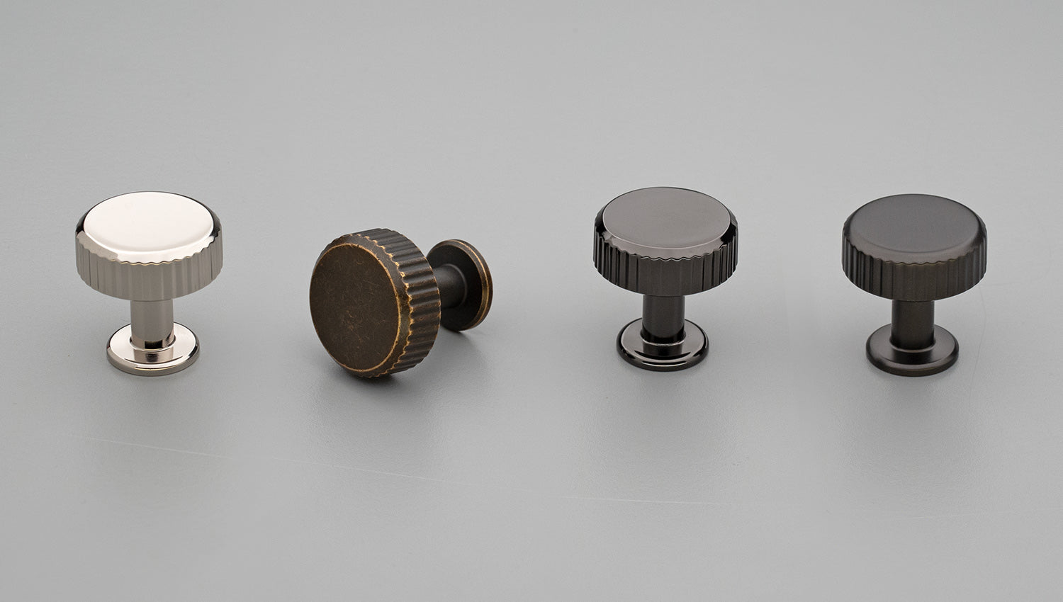 Skagen Knob 30mm Antique Brown in Antique Brown