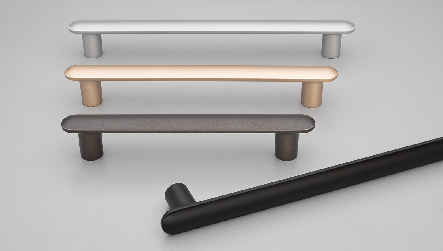 Yarra Handle 128mm C to C Matt Graphite Paint in Matt Graphite Paint