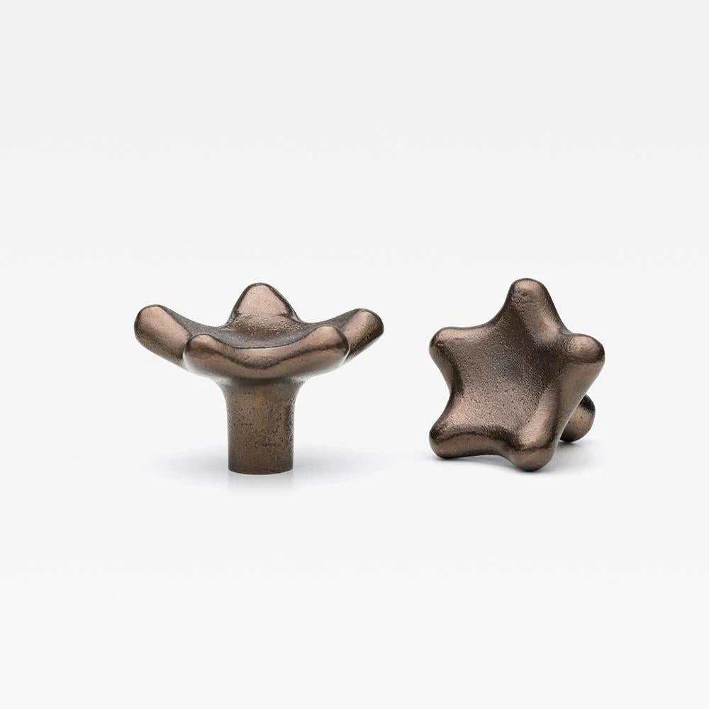 Star Knob Oil Rubbed Bronze 40mm (1.57") Small in Oil Rubbed Bronze