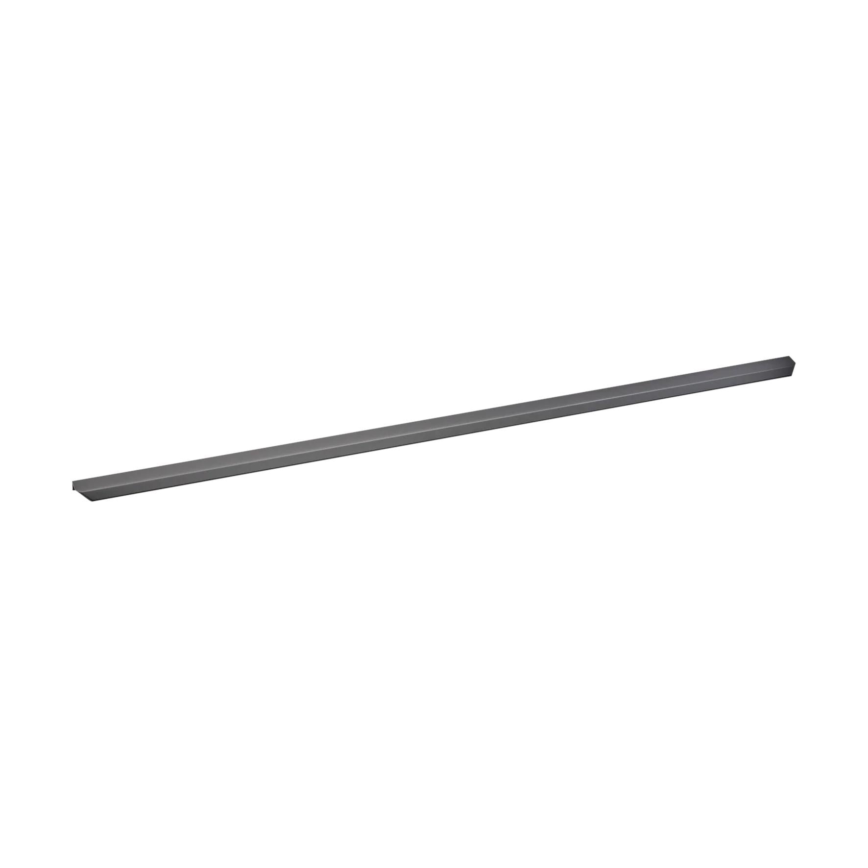 VANN LIP PULL HANDLE 1120MM MATT BLACK in Matt Black