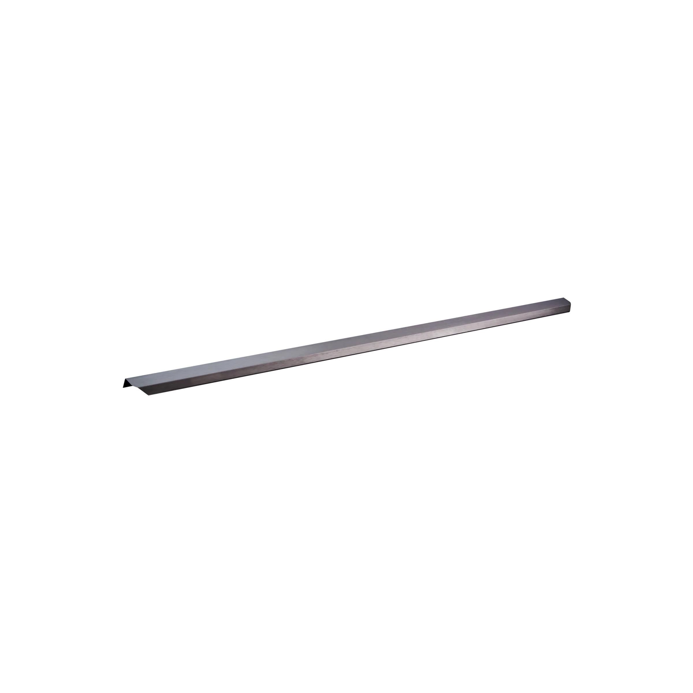 MOMO VANN LIP PULL HANDLE 1120MM TITANIUM BLACK in Black Titanium