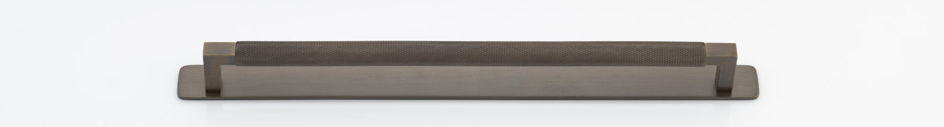 Cabinet Pull Brunswick Knurled Signature Brass L330xW15xP40 CTC320mm with Backplate in Signature Brass
