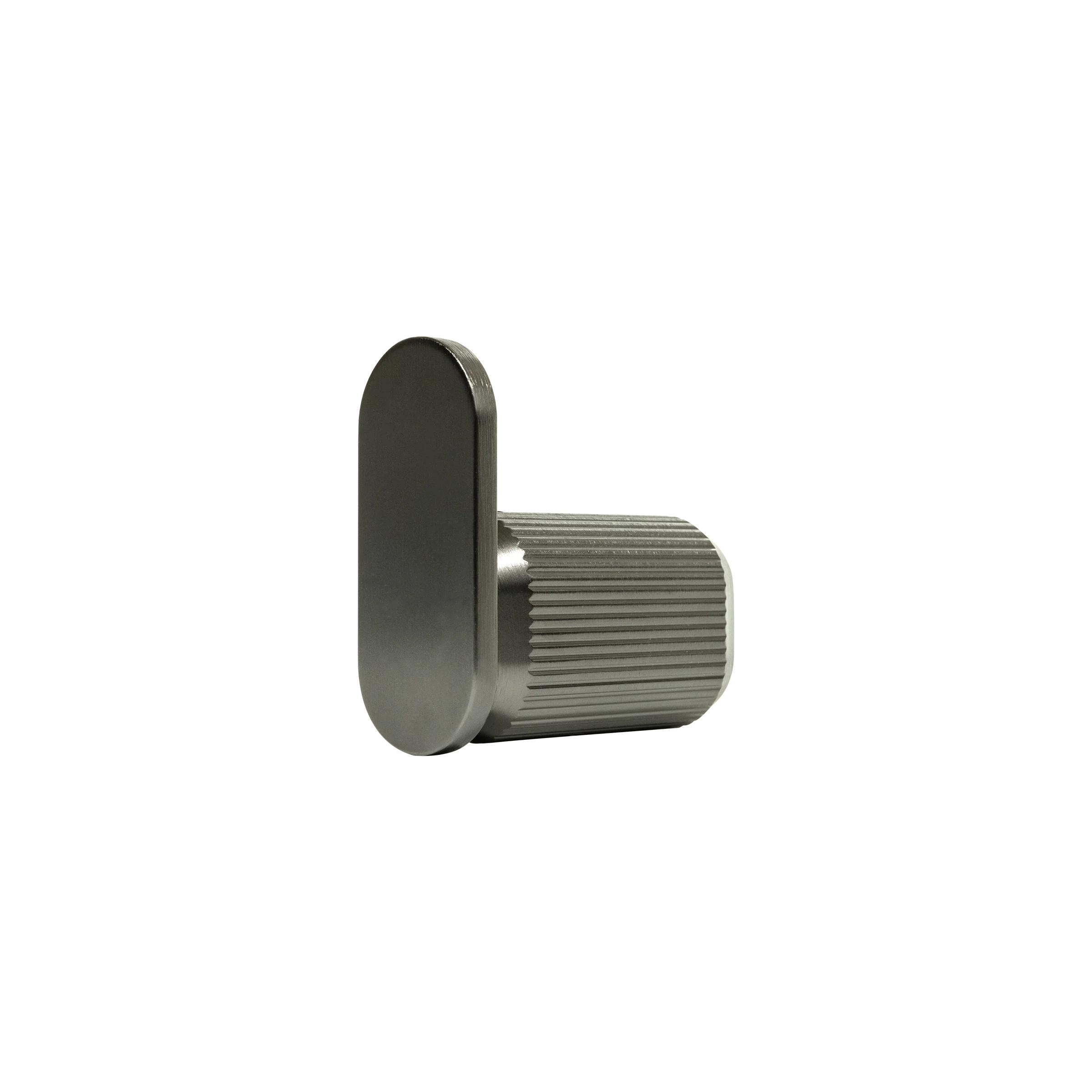 MOMO HANDLES BROOKLYN WALL HOOK 40MM BLACK TITANIUM in Black Titanium