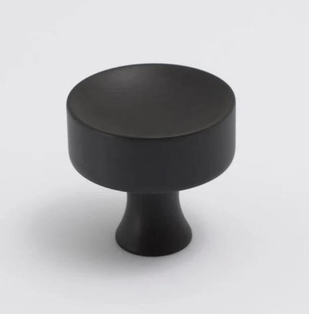 Atticus Knob - Blackest Black in Blackest Black