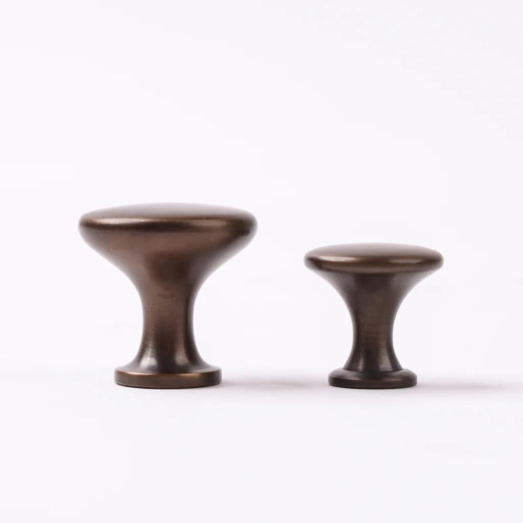 Ascot Knob Large - Antique Bronze in Antique Bronze