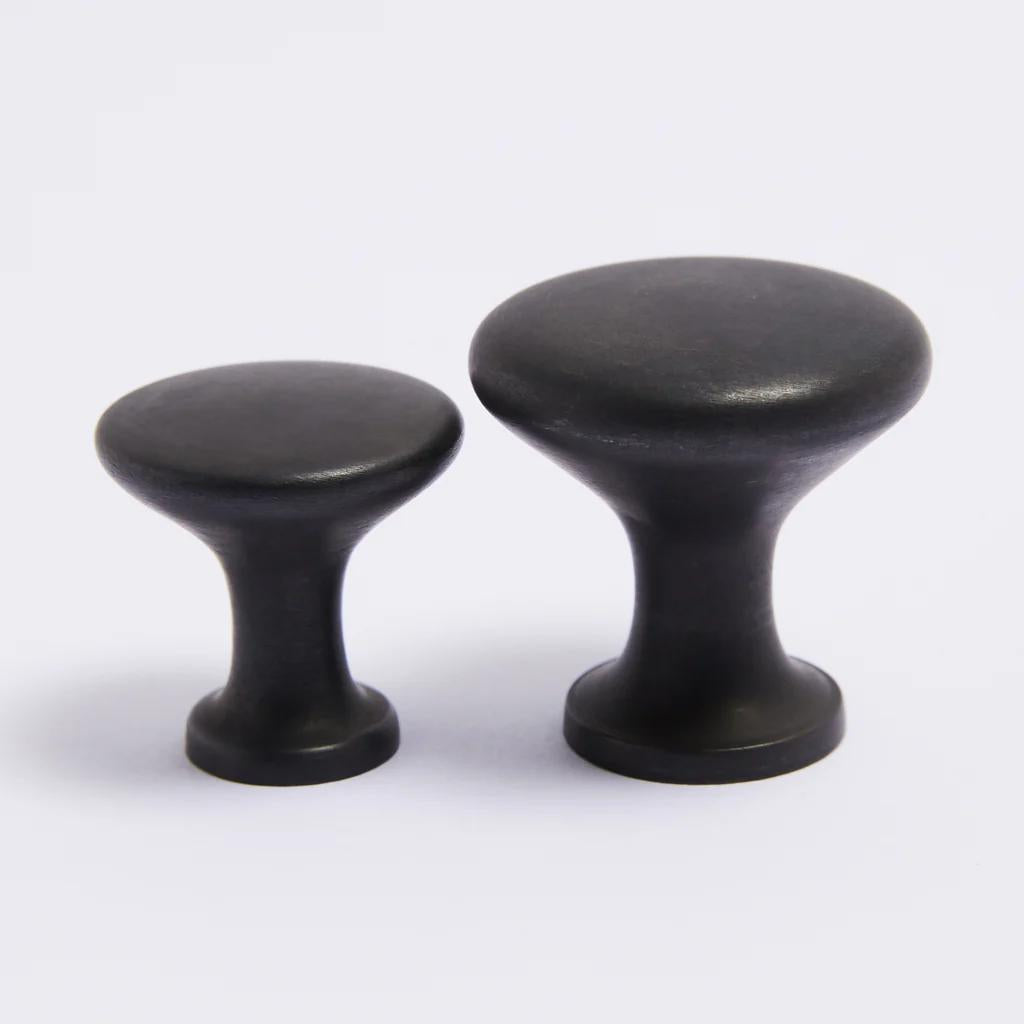 Ascot Knob Large - Scorched Black in Scorched Black