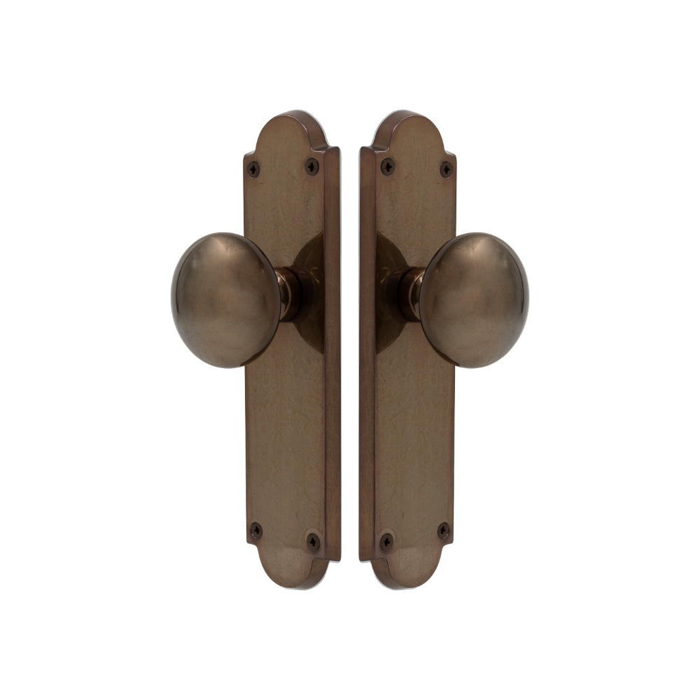 Victorian Knob Latch in Antique Bronze