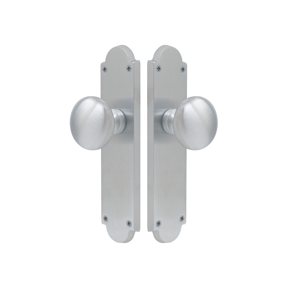 Victorian Knob Latch in Satin Chrome