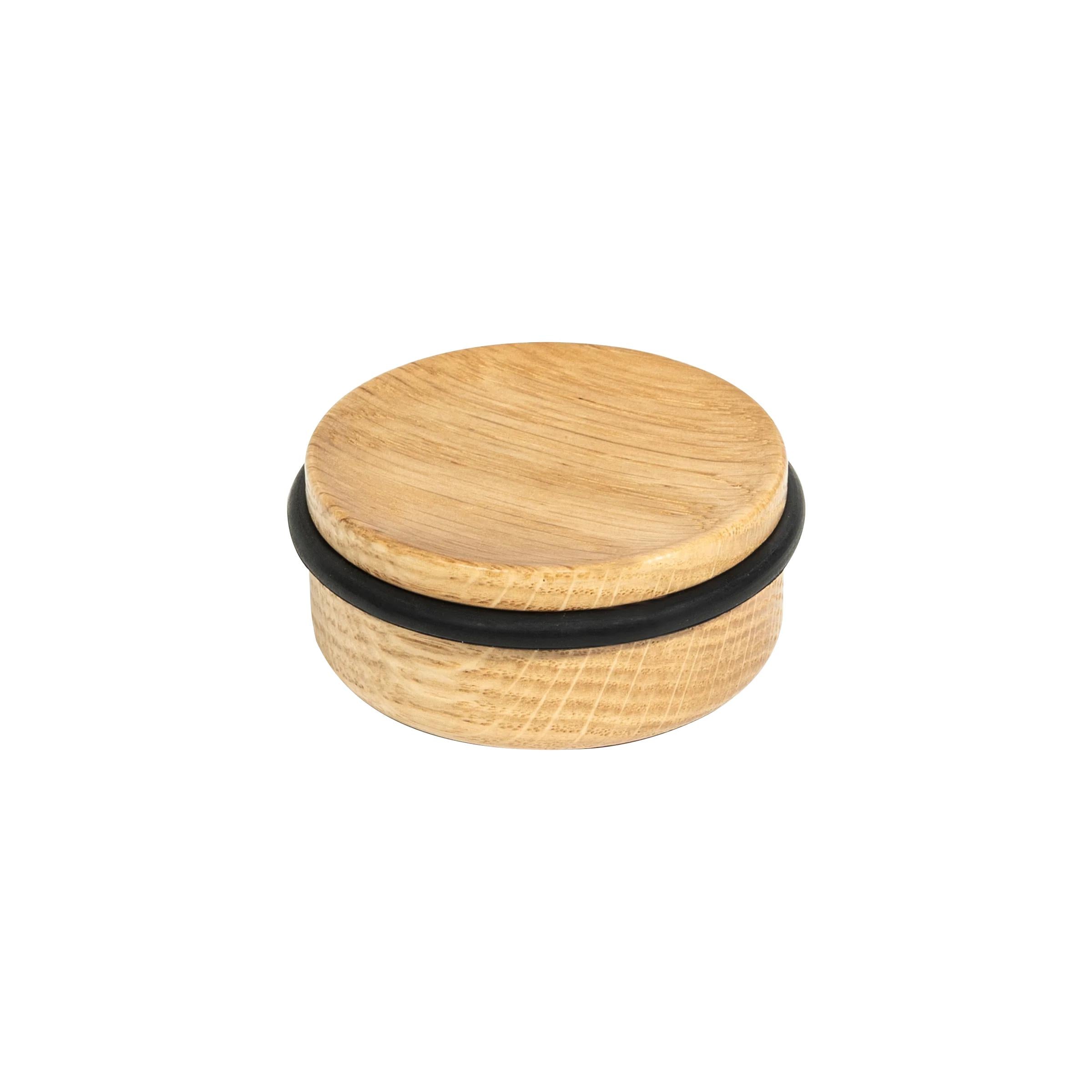 MOMO HANDLES LUV WOOD DOOR STOP 71MM OAK in Oak