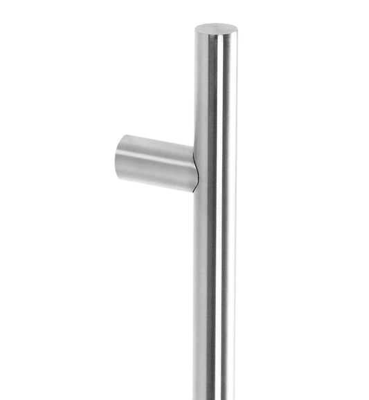 5200 Single Entrance Handle, Rear Disk Fix, 900mm x 16mm, CTC 740mm in Satin Stainless