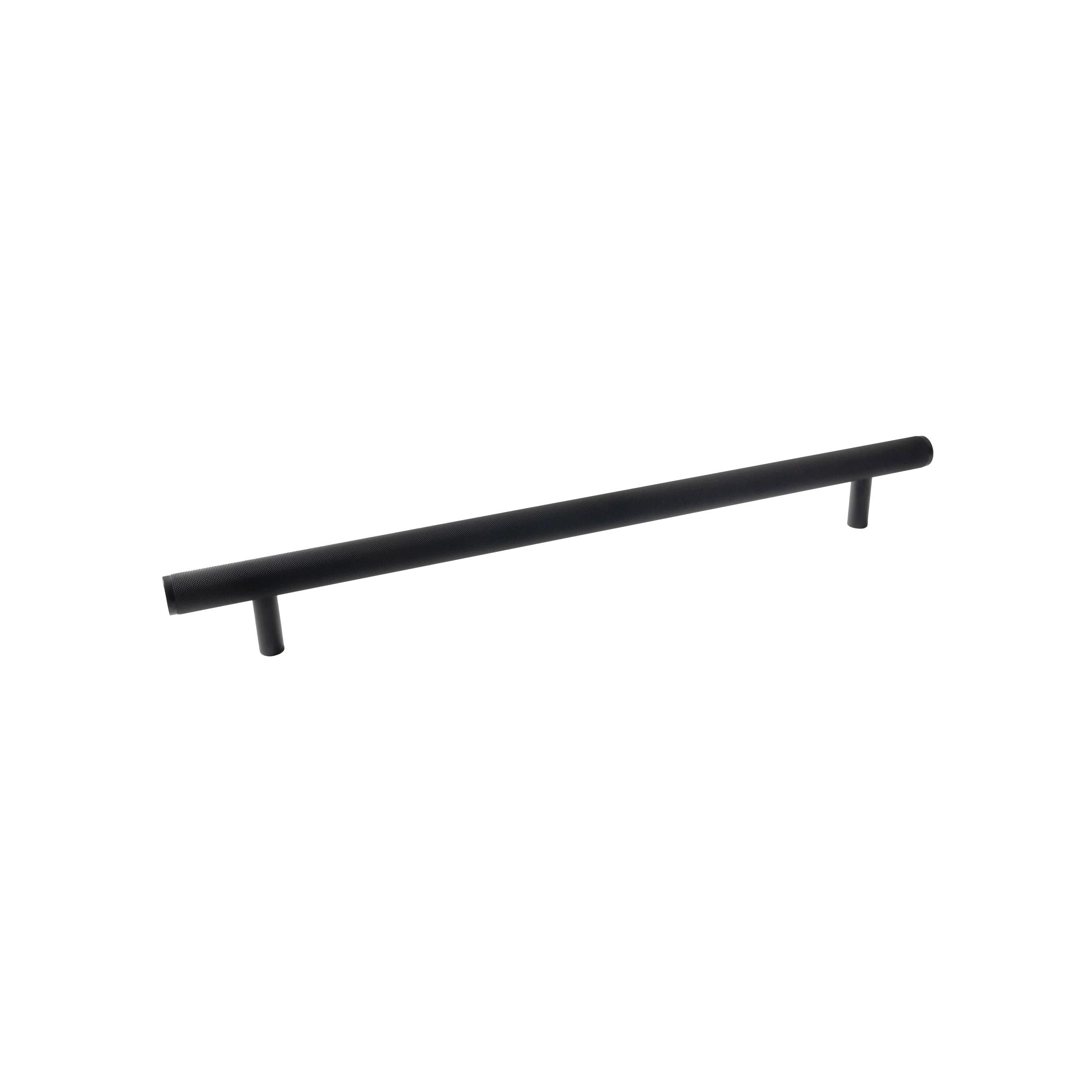MOMO BELLEVUE KNURLED ENTRY PULL HANDLE MATT BLACK in Matt Black