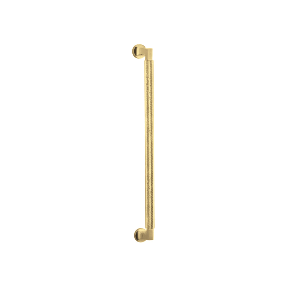 Iver Brunswick single pull handle in matte black, showcasing its sleek, modern design for doors and furniture.