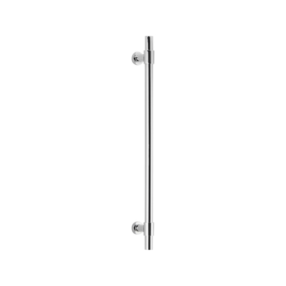 Iver Helsinki single pull handle installed on a door, showcasing sleek architectural hardware design.