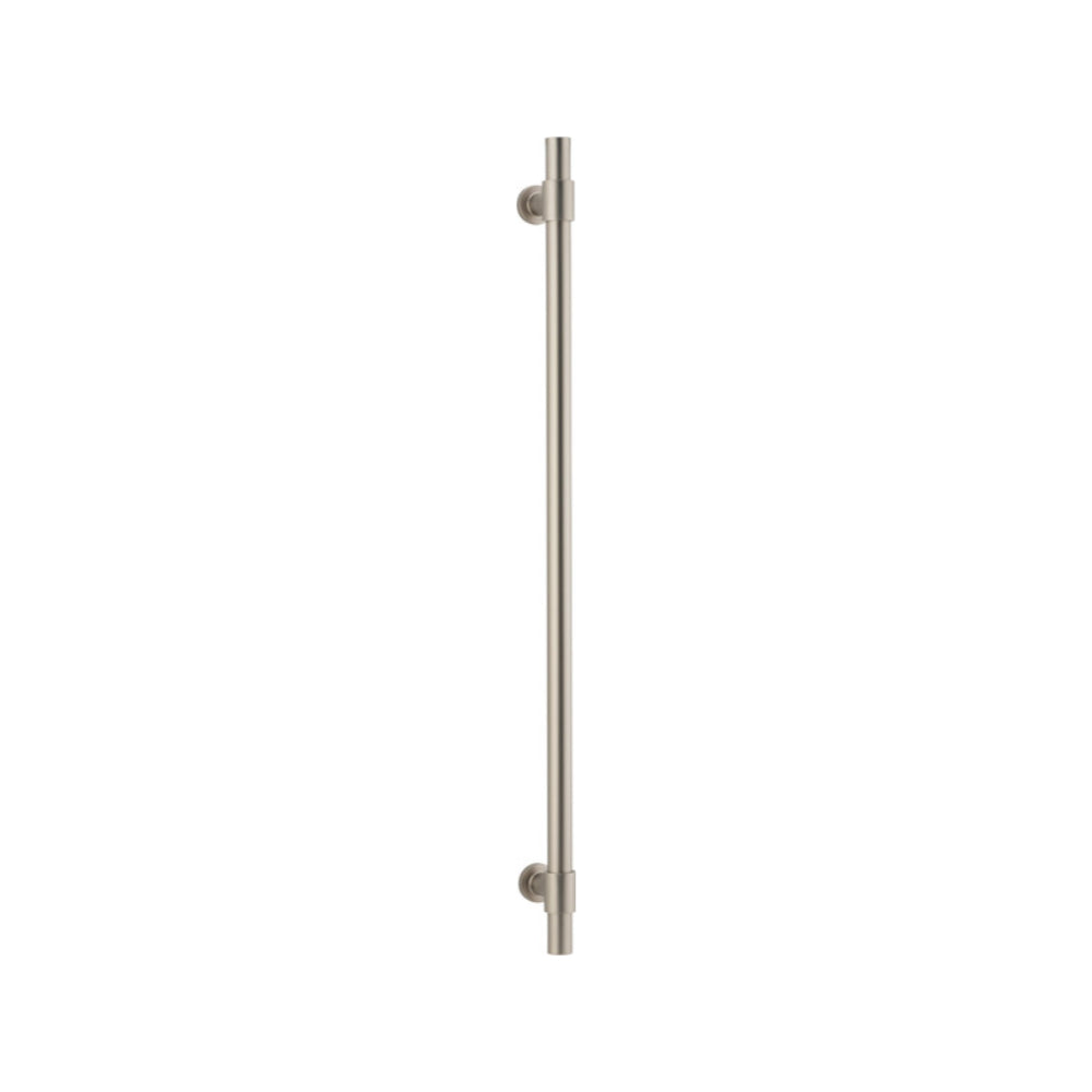 Iver Helsinki single pull handle, architectural hardware with sleek metal finish, mounted on a door or cabinet.