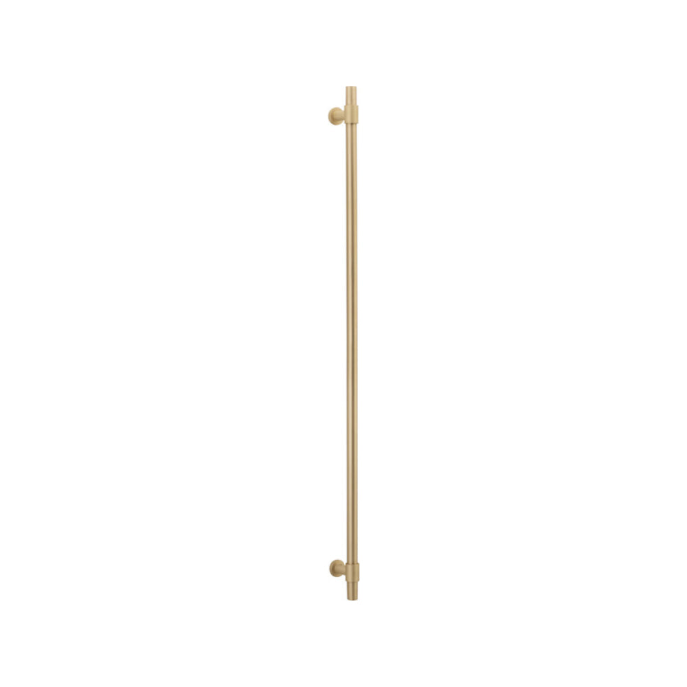 Iver Helsinki single pull handle in architectural hardware style, mounted on a door with a modern finish.