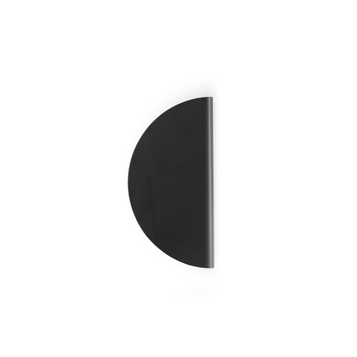 SOLA HALF ROUND LIP PULL - 80MM - MATT BLACK in Matt Black