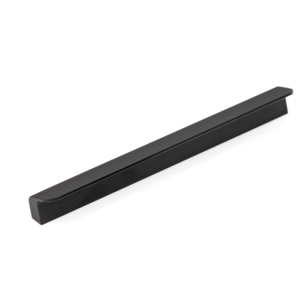 Momo FLAPP Cabinet Pull Handle in black finish, metal kitchen cabinet handle with sleek, modern design and ergonomic grip.