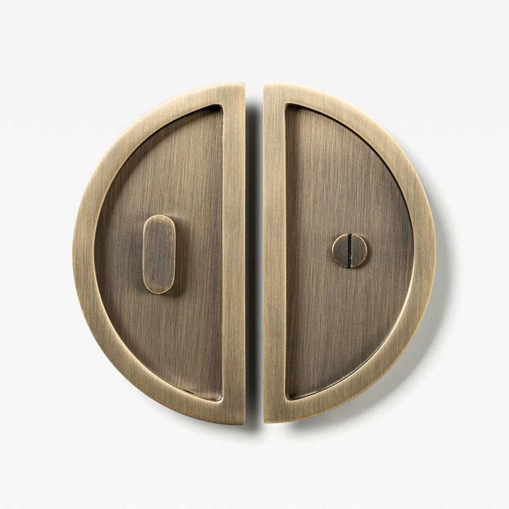 Luna Flush Pull Privacy Aged Brass (mid-late 2025) 150mm Set in Aged Brass