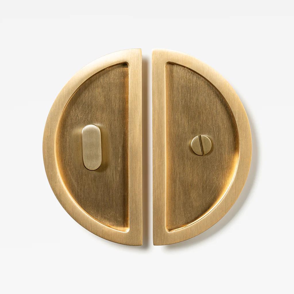 Luna Flush Pull Privacy Live Brass (mid-late 2025) 150mm Set in Live Brass