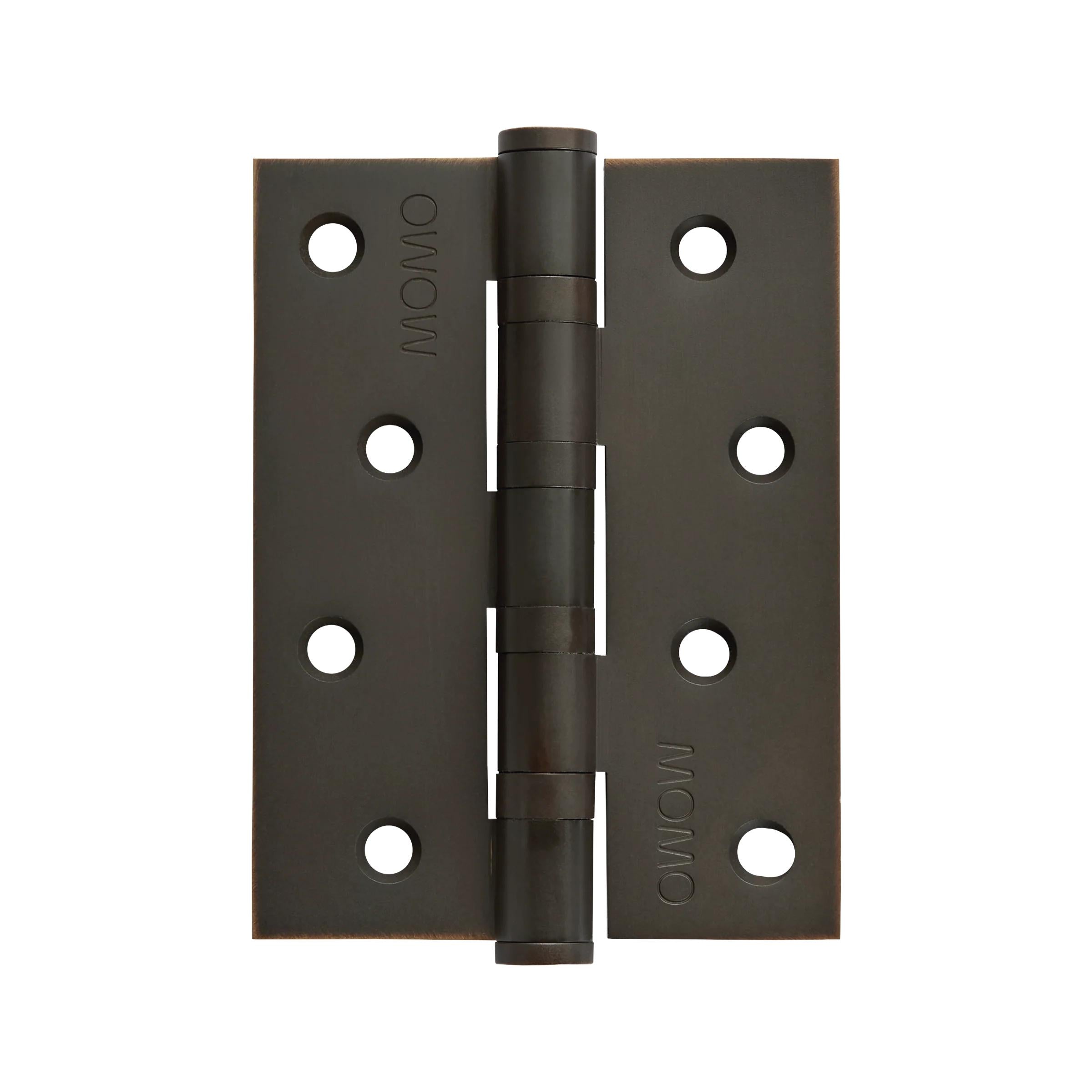 Momo fixed pin hinge measuring 100mm by 76mm with durable metal construction and a sleek black finish.