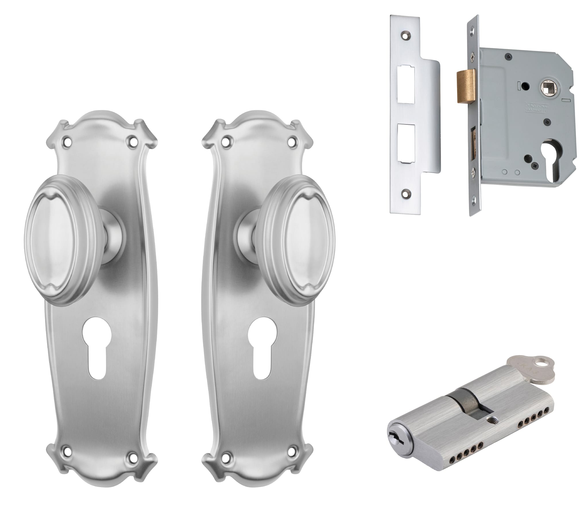 Door Knob Bungalow Satin Chrome Key / Key Entrance Set in Satin Chrome