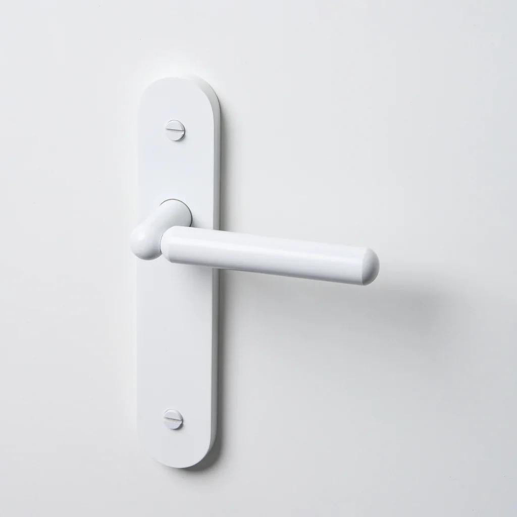 Tubby Lever White in White