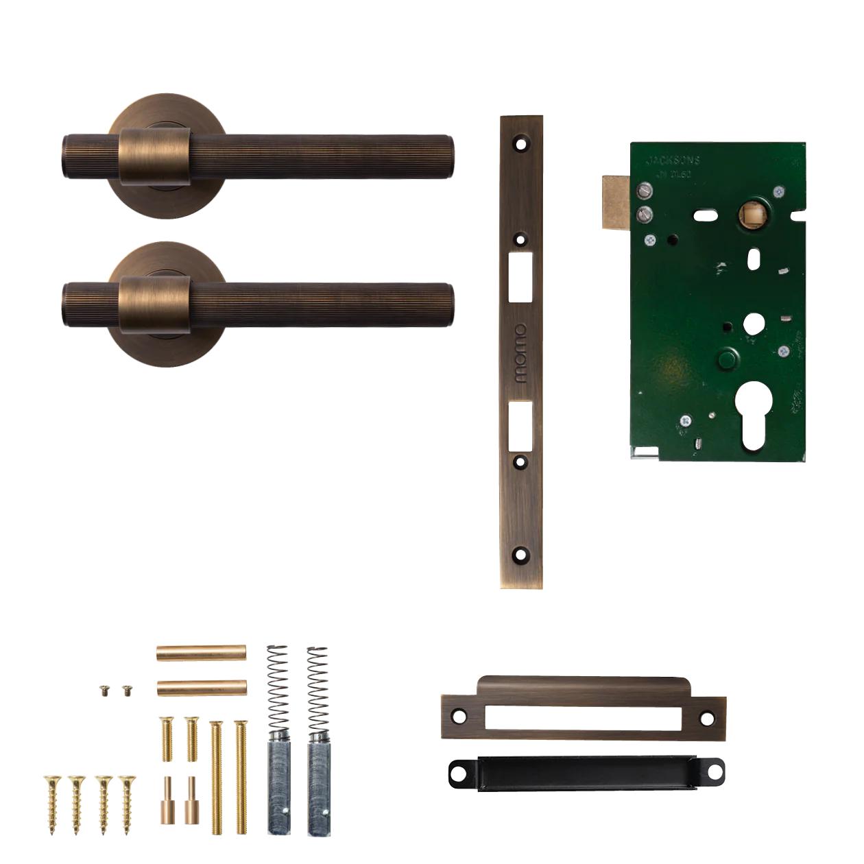 MOMO BELGRAVIA LINED LEVER SOLID BRASS MORTICE PASSAGE SET - BRONZE in Bronze