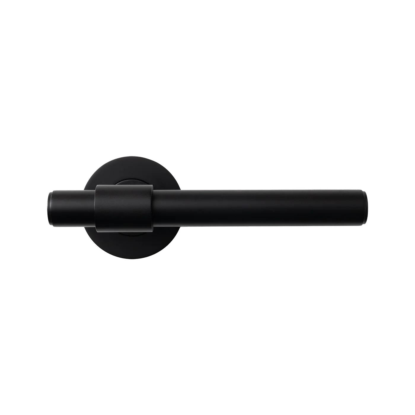 MOMO BELGRAVIA PLAIN LEVER HANDLE SET MATT BLACK in Matt Black