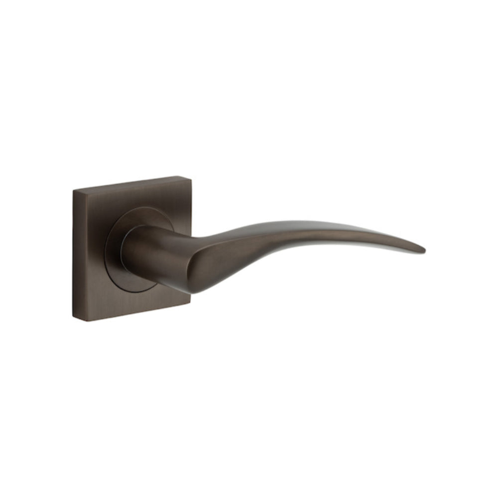Door Lever Oxford Square Rose Pair Signature Brass H52xW52xP60mm
(Latch/Lock Sold Separately) in Signature Brass