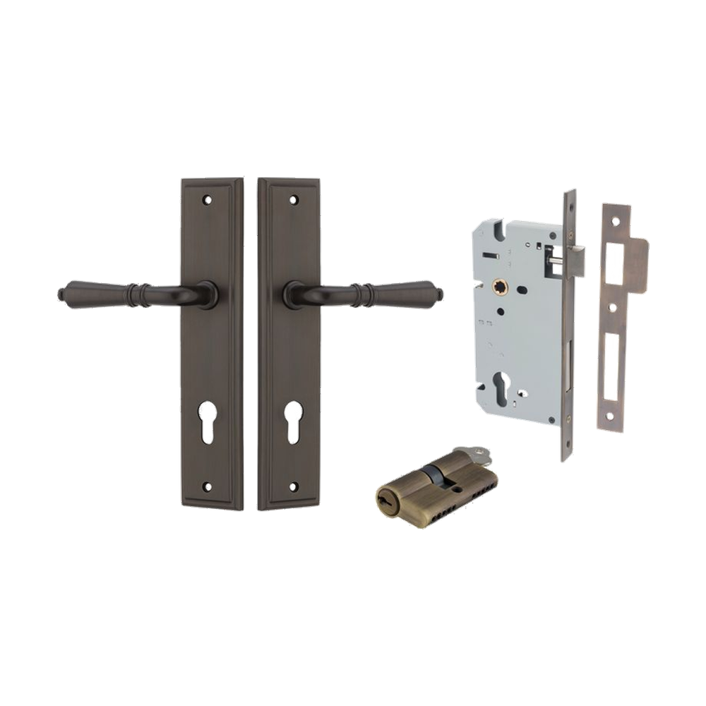 Door Lever Sarlat Stepped Signature Brass Key / Key Entrance Kit in Signature Brass