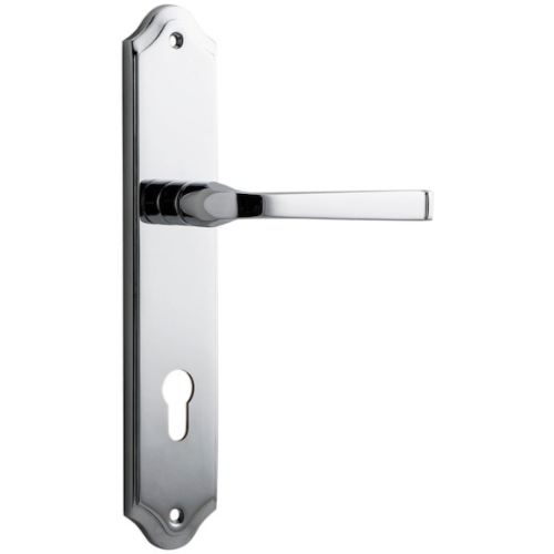 Pair of Iver Annecy lever on shouldered backplates, featuring elegant brass handles with vintage-style mounting plates.