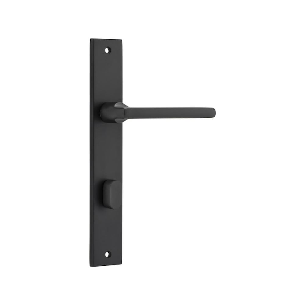 Pair of Iver Baltimore lever door handles on rectangular backplates, showcasing modern black finish and sleek design.