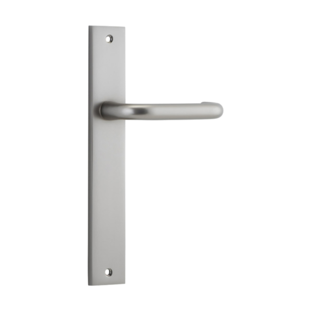 Pair of Iver Oslo Lever handles on rectangular backplates, architectural hardware with a sleek, modern design.