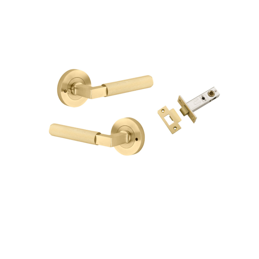 Pair of Iver Brunswick lever handles on rectangular backplates, featuring a sleek, modern design for interior doors.
